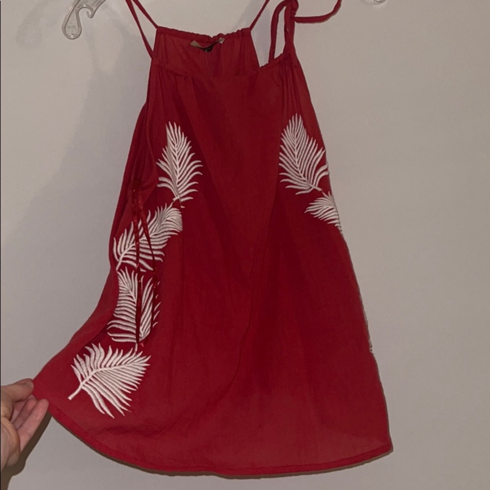 south mood under women's blouse tank size M